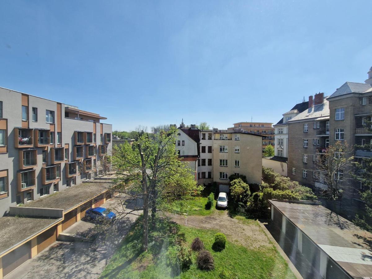Pelclova Apartment Ostrava Exterior foto